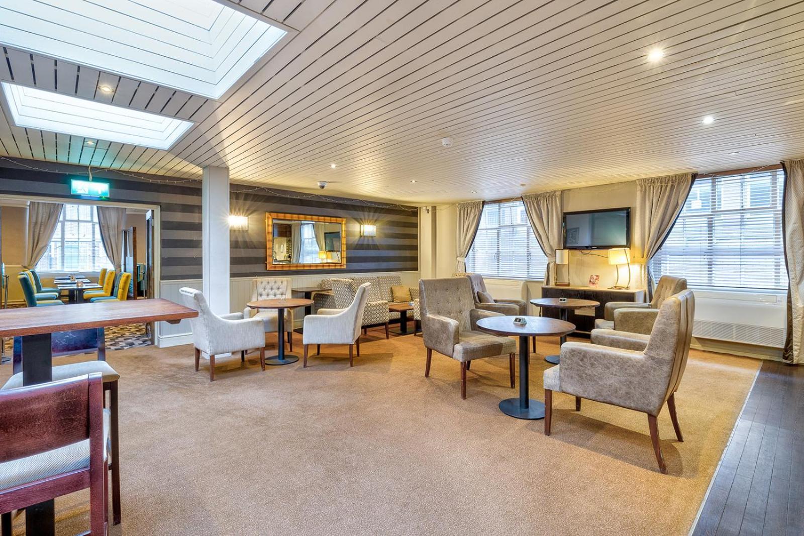 The Derby Conference Centre - Shared Accomodation 외부 사진